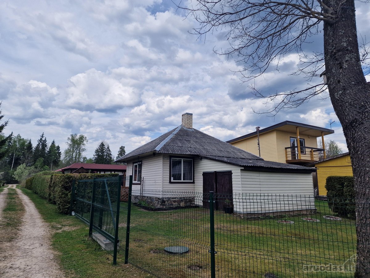 Parduodamas sodo namas Lietkabelio soduose –