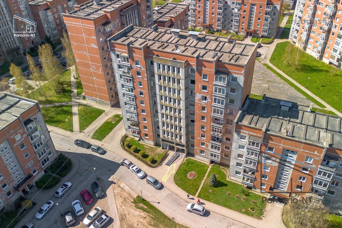 Parduodamas erdvus ir šviesus 3 kambarių