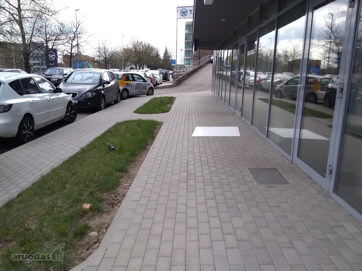 Parduodamos pirmame aukste patalpos Kareiviu - nuotraukos Nr. 8