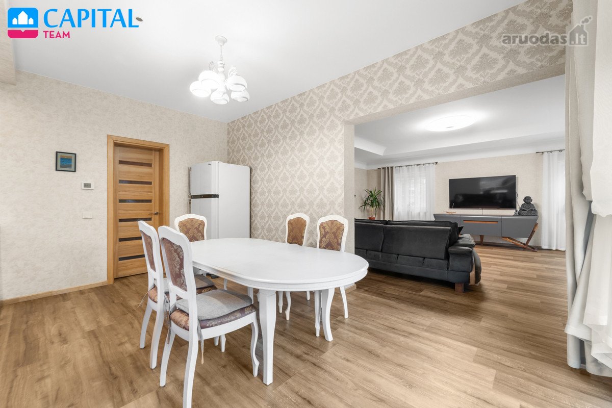 Parduodamas gyvenamojo namo ir apartamentų - nuotraukos Nr. 10