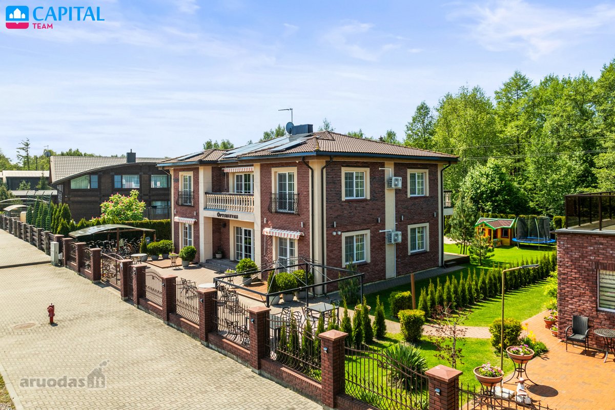 Parduodamas gyvenamojo namo ir apartamentų - nuotraukos Nr. 3