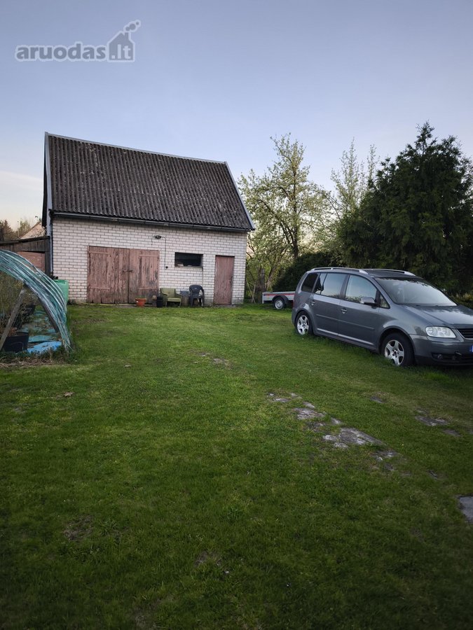 Parduodamas erdvus dviejų aukštų namas - nuotraukos Nr. 8