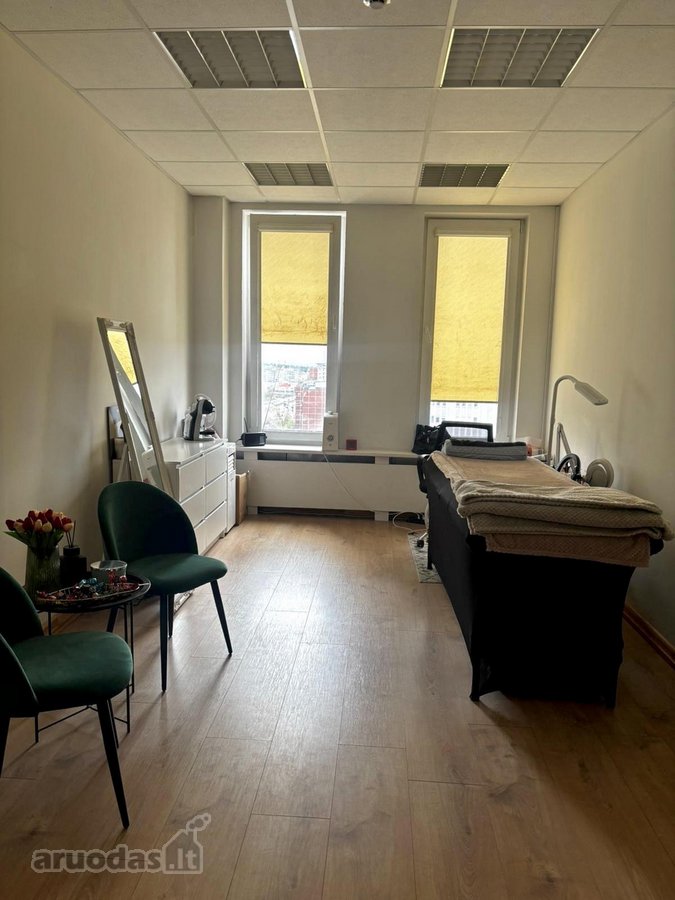 Spaudos rūmų pastate, parduodamas jaukus ir