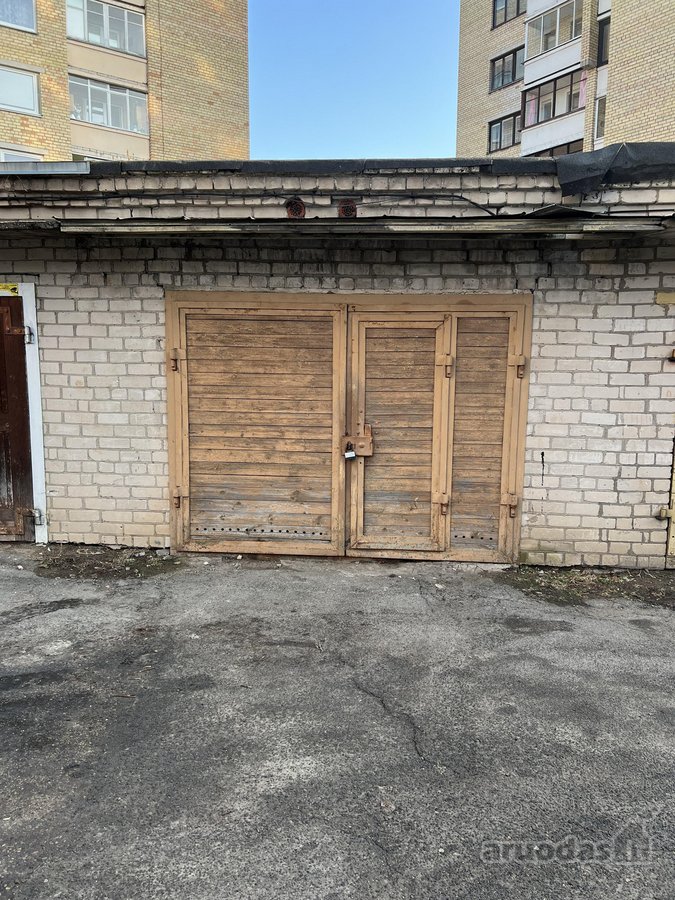 Parduodu garąžus Taikos pr. 33,geras