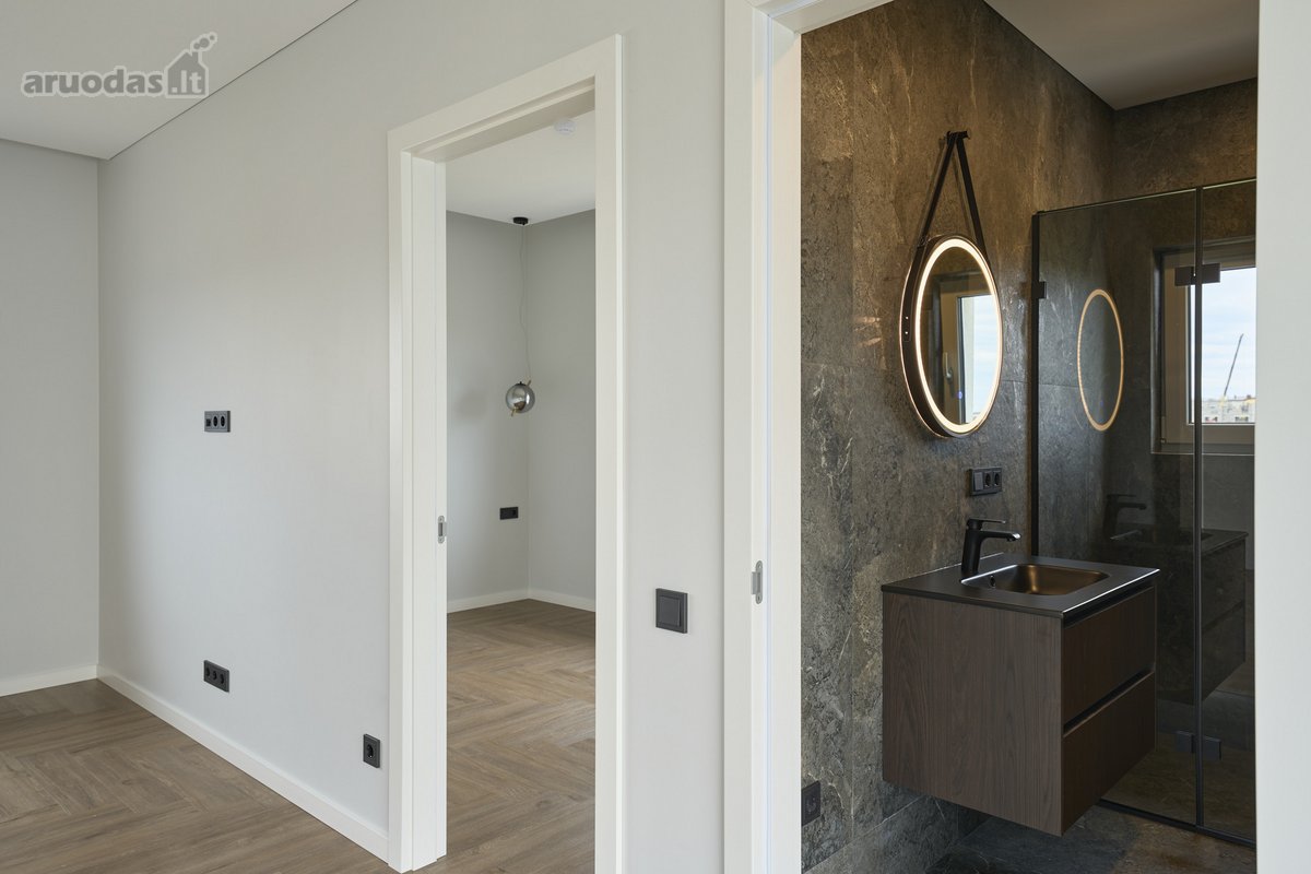 Parduodamas 3 kambarių butas antrame aukšte - nuotraukos Nr. 7