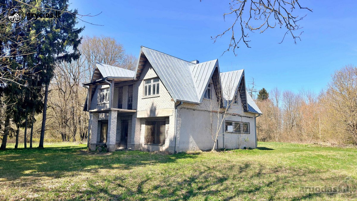 Panevėžio rajone, Burvelių kaime, parduodamos