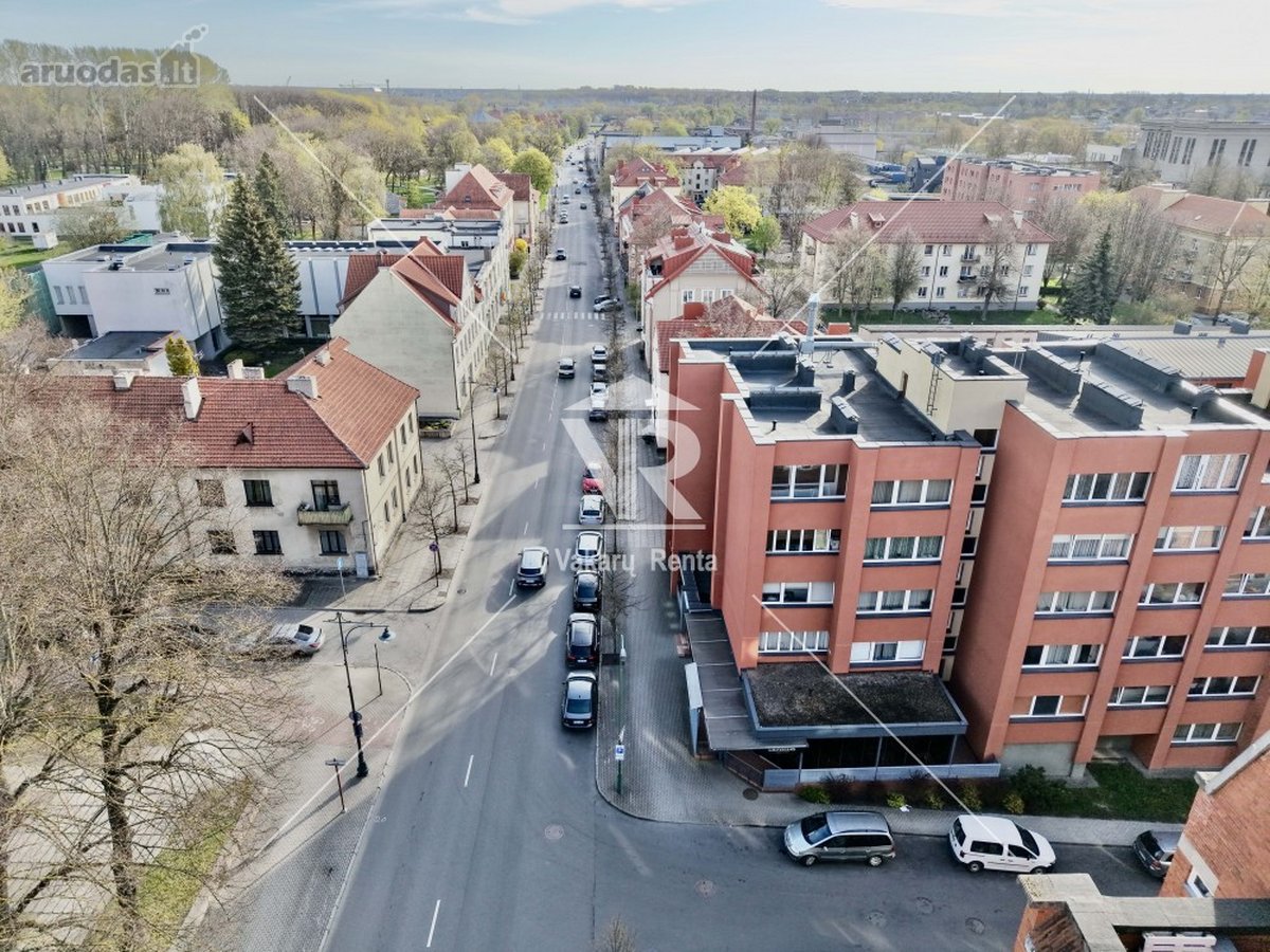Parduodamas erdvus 5 kambarių butas