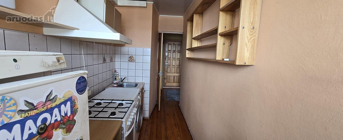Parduodamas 1 kambario butas Antakalnyje.