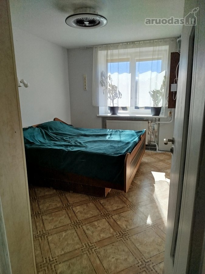 Parduodamas erdvus 3 kambarių butas Kretingos - nuotraukos Nr. 7