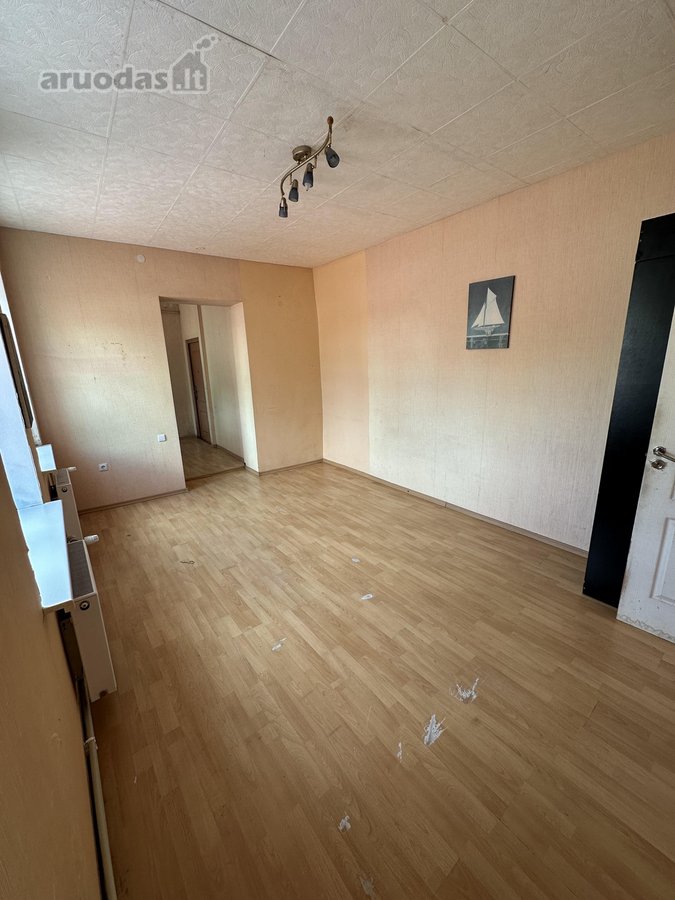 Parduodamas erdvus ~92 kv. m butas trečiame - nuotraukos Nr. 14