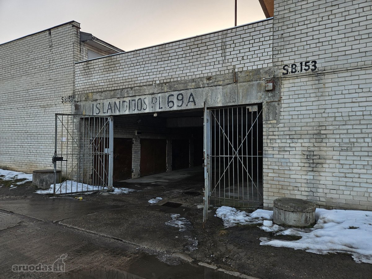 Su duobe, sausas.