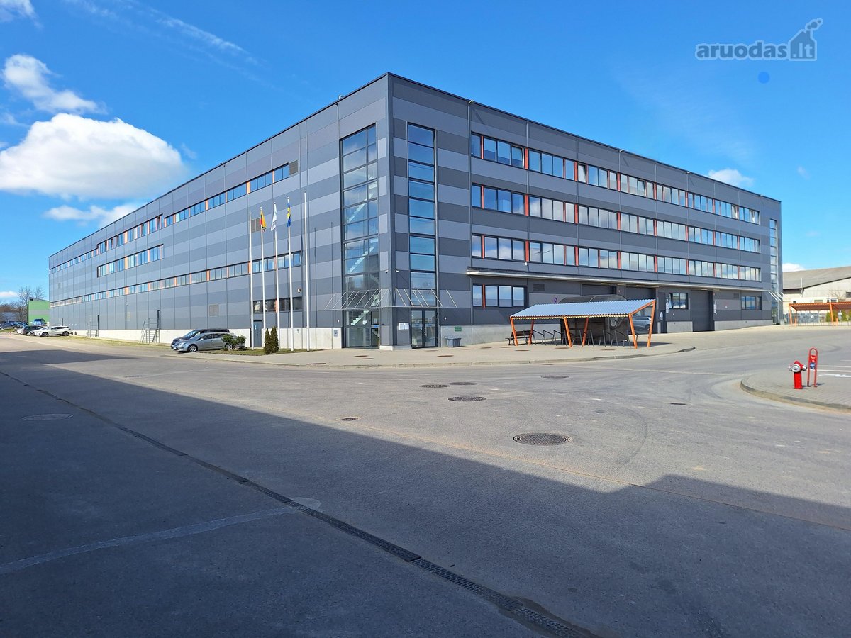 Nuomojamos 14 293 m² gamybos - sandėliavimo
