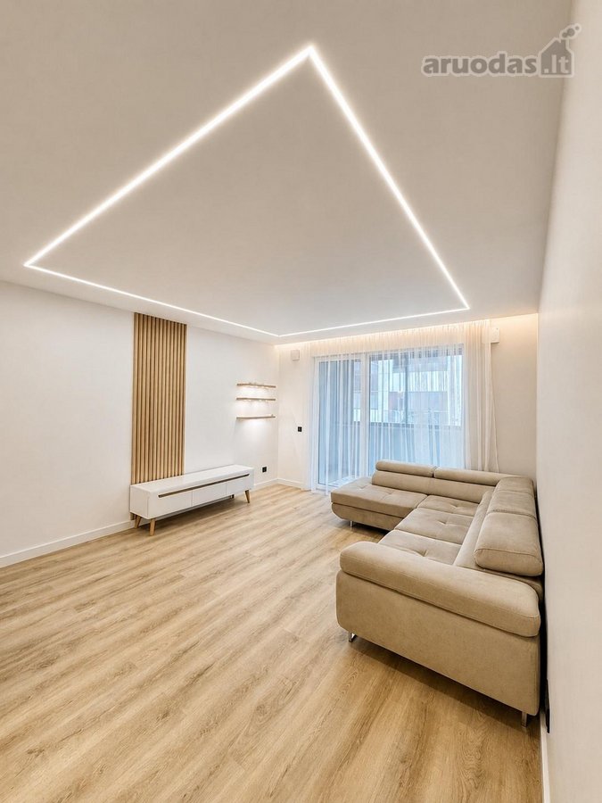 Brokerių Paslaugos Nedomina! Prašome Neskambinti.