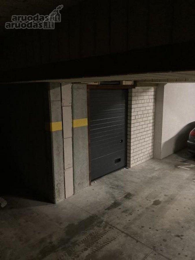 Parduodamas sandėliukas / garažas motociklui,