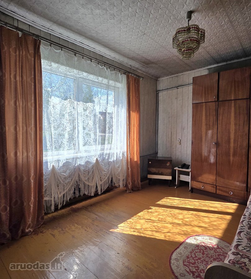 Parduodamas erdvus dviejų aukštų mūrinis - nuotraukos Nr. 8