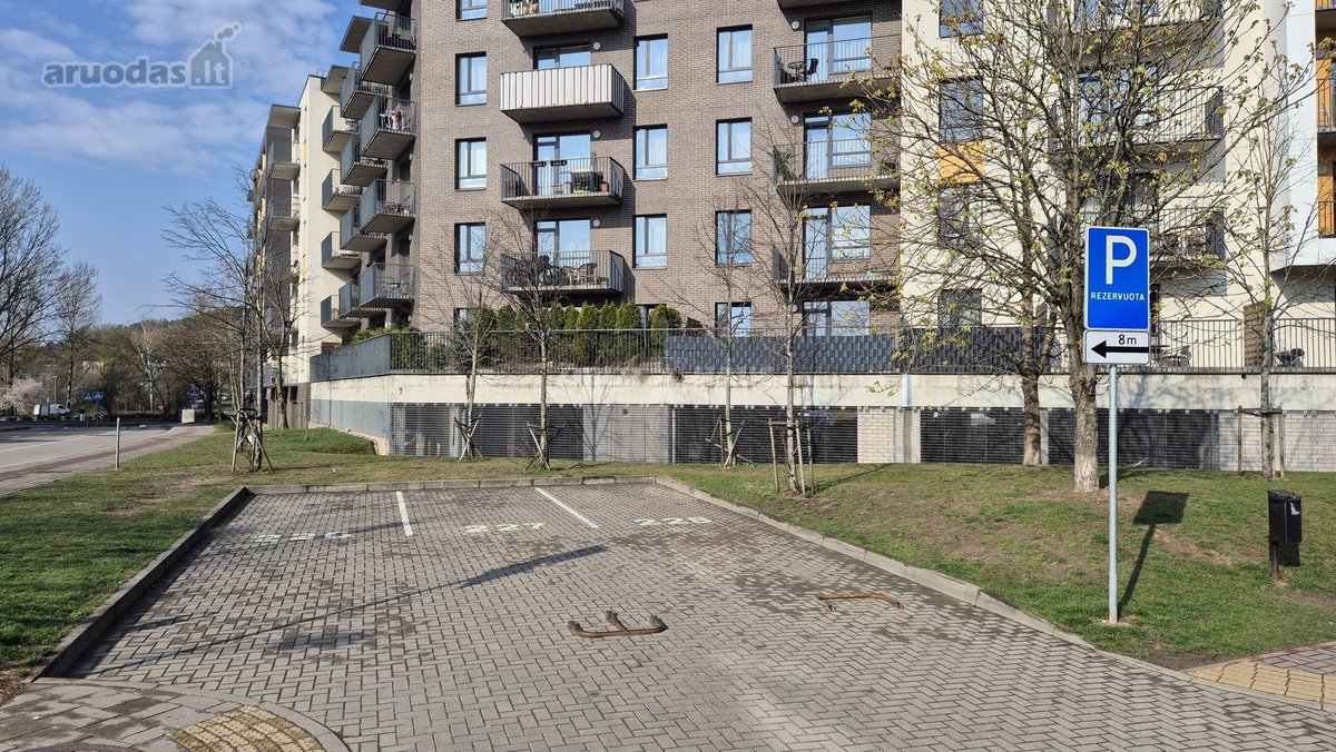 Išuomojama antžeminė privati parkavimo vieta