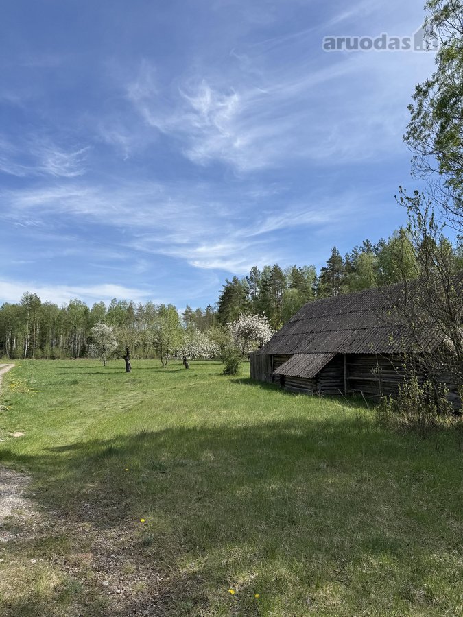 Parduodami namų valdų sklypai šalia