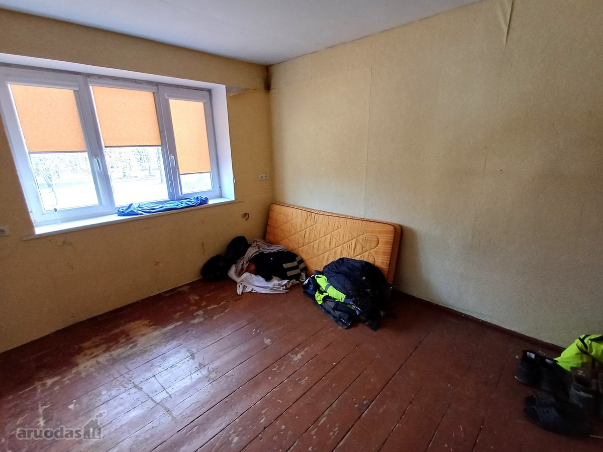 2 kambarių butas su dalimi žemės sklypo  - nuotraukos Nr. 8