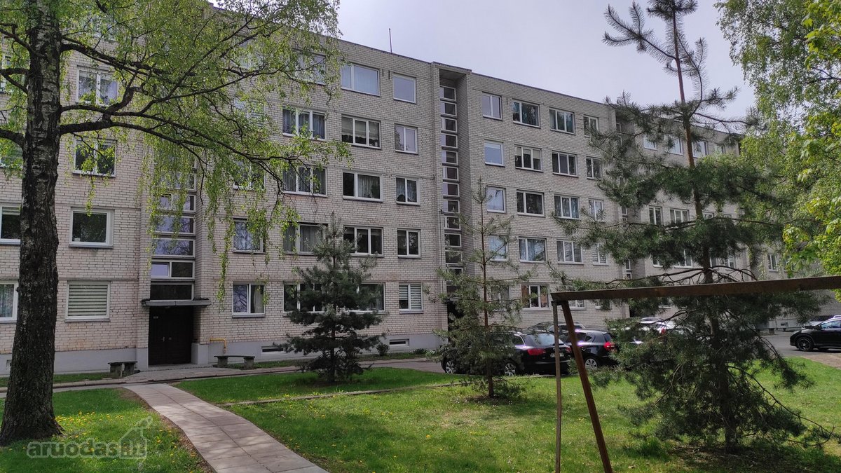 Parduodamas erdvus 4 kambarių butas Panevėžio
