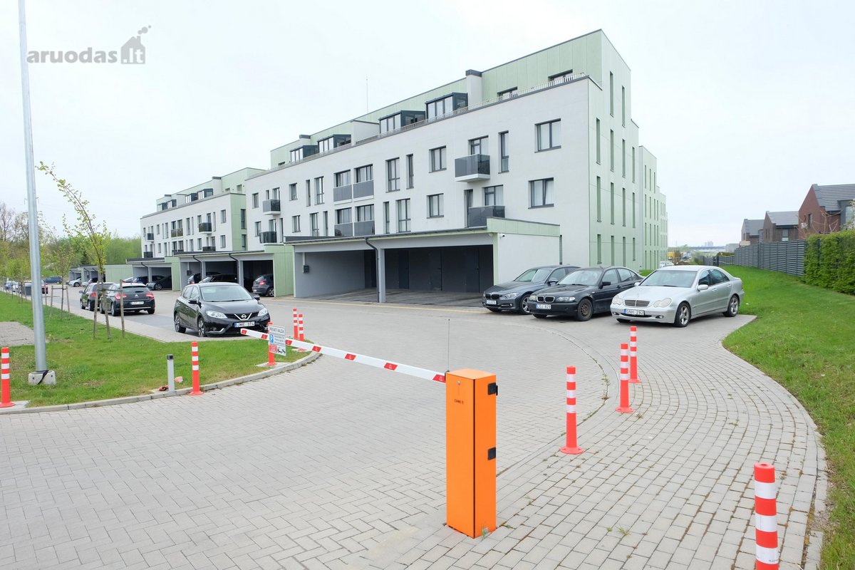 Naujos statybos namų kvartale "Liepų Terasos"
