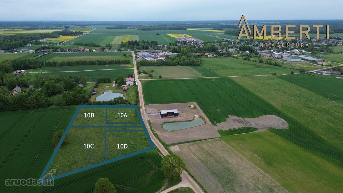 Parduodami 4 namų valdos sklypai vos 8 km nuo
