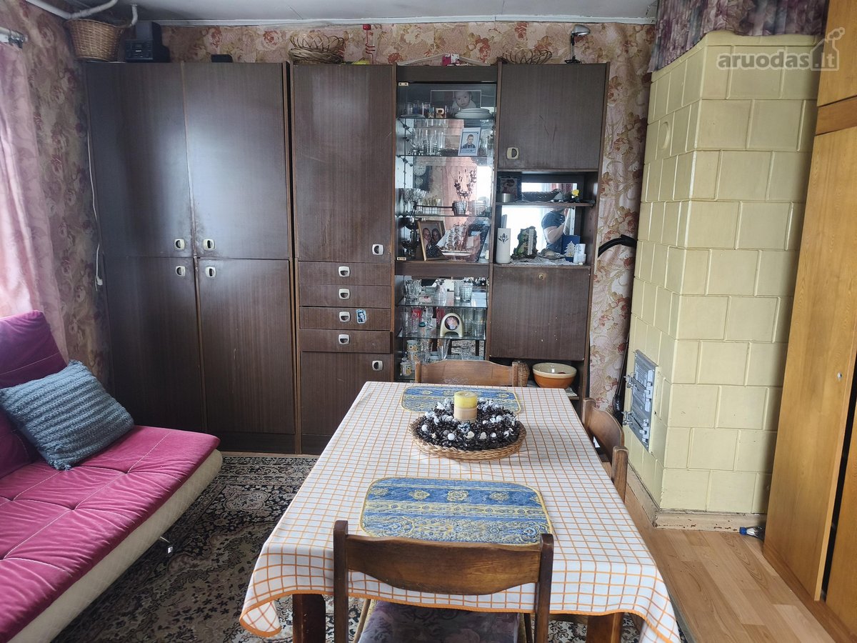 Butas su dalimi ūkinių pastatų ir dalimi - nuotraukos Nr. 11
