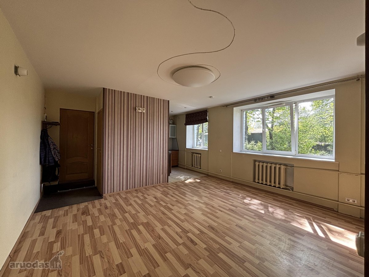 Parduodamas jaukus ir šviesus 2 kambarių