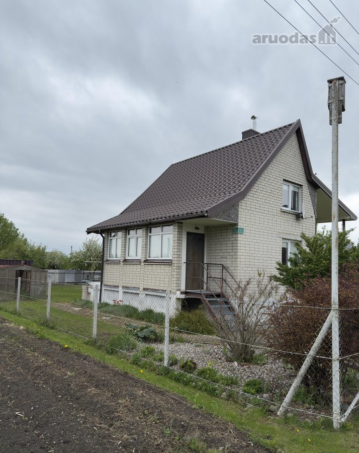 Parduodamas  dviejų aukštų mūrinis namas - nuotraukos Nr. 14