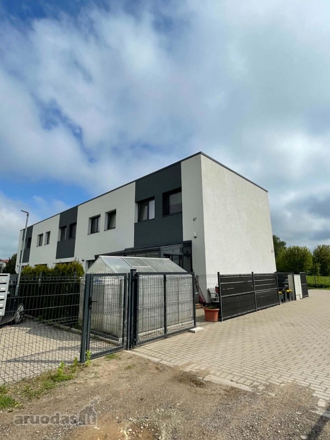 Kotedžas su privačiu kiemeliu ir įstiklinta - nuotraukos Nr. 19