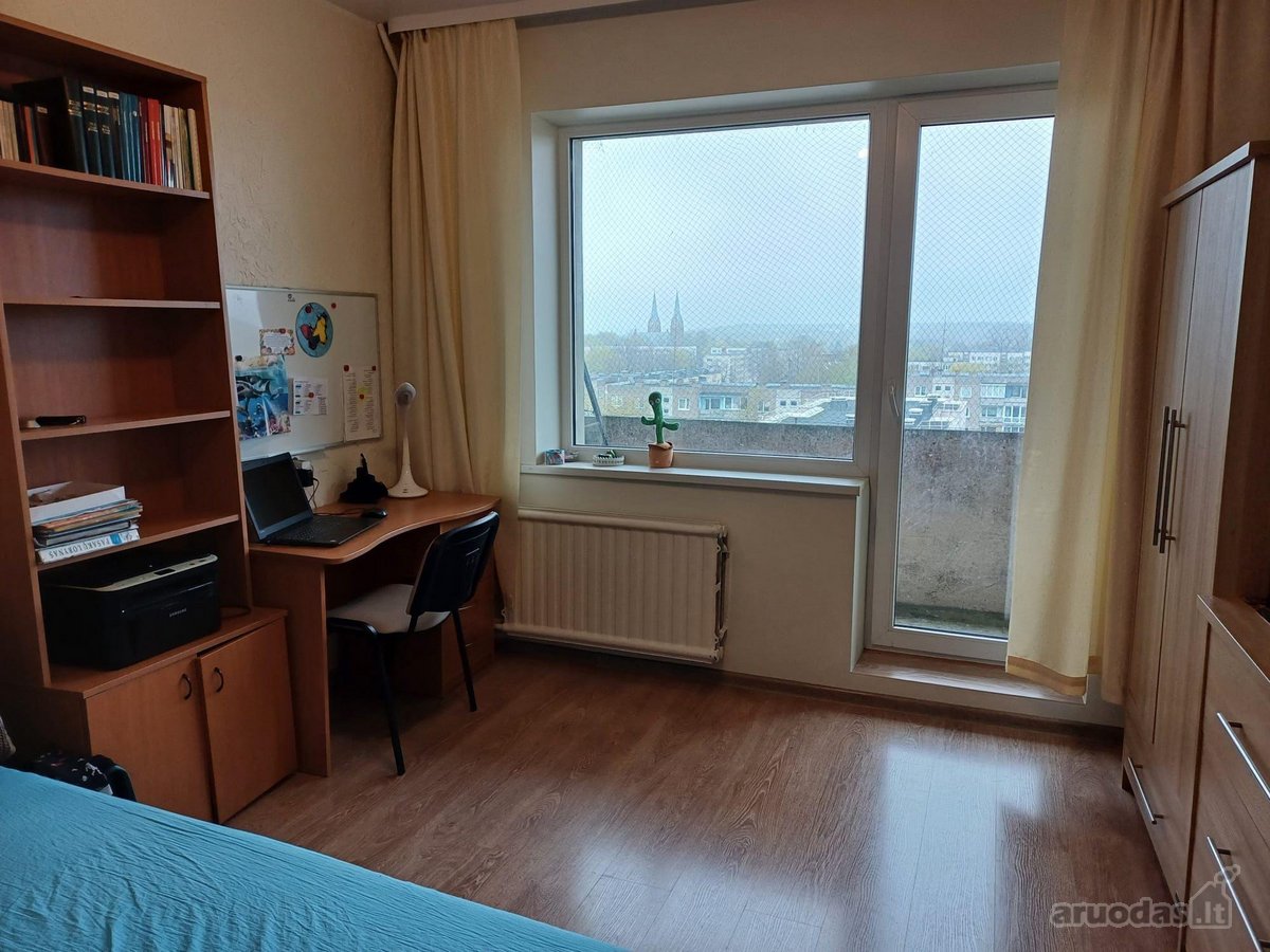 Parduodama erdvus keturių nepereinamų - nuotraukos Nr. 2