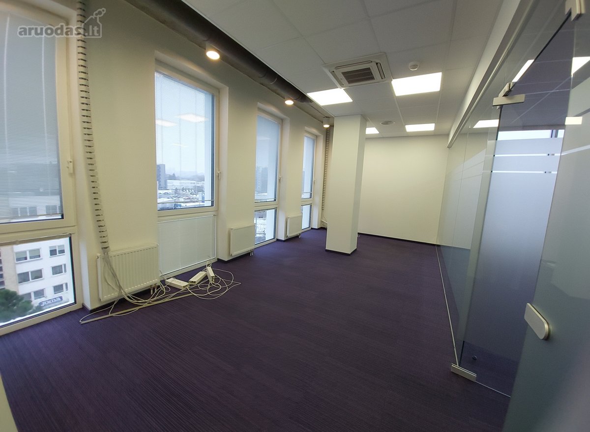 Nuomojamas biuras moderniame verslo centre - nuotraukos Nr. 17