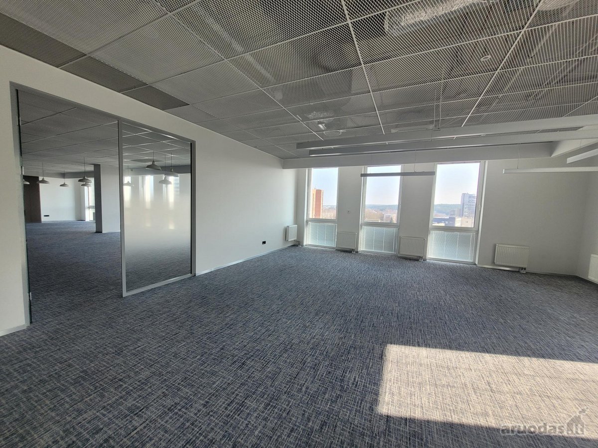 Nuomojamas biuras moderniame verslo centre - nuotraukos Nr. 8