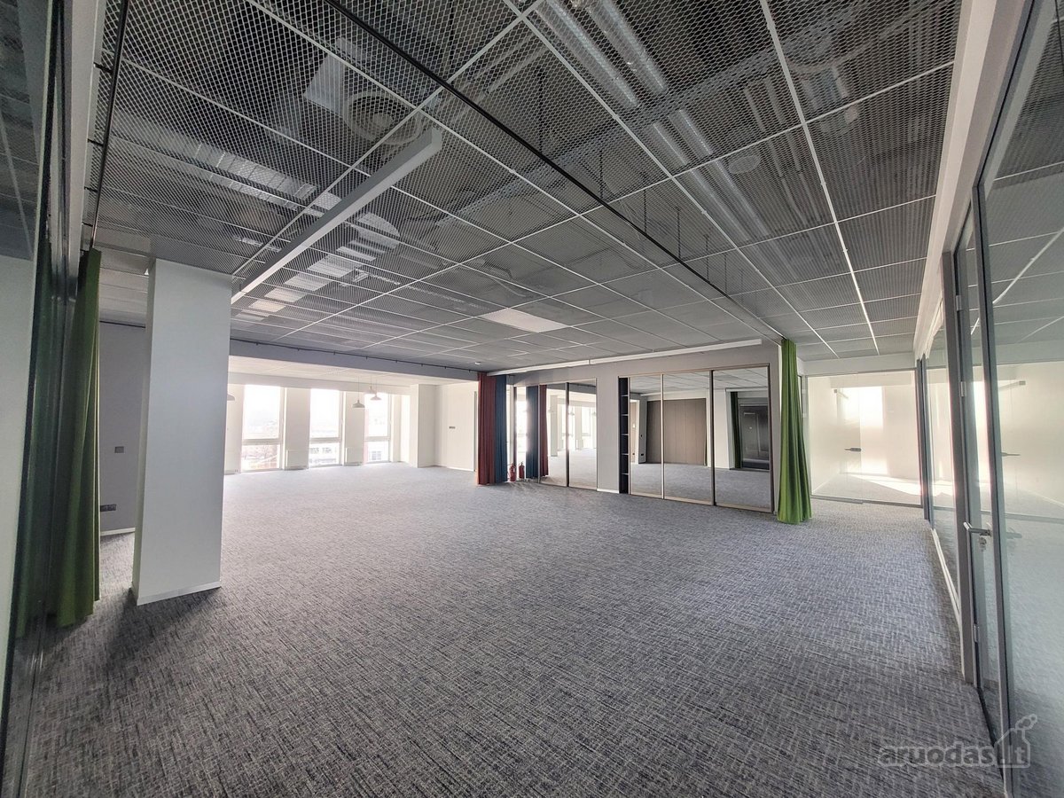 Nuomojamas biuras moderniame verslo centre - nuotraukos Nr. 6