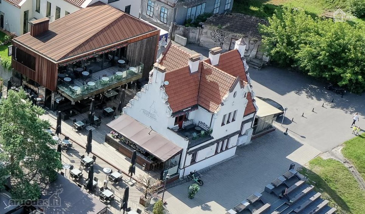 Parduodami du pastatai Kauno Senamiestyje 