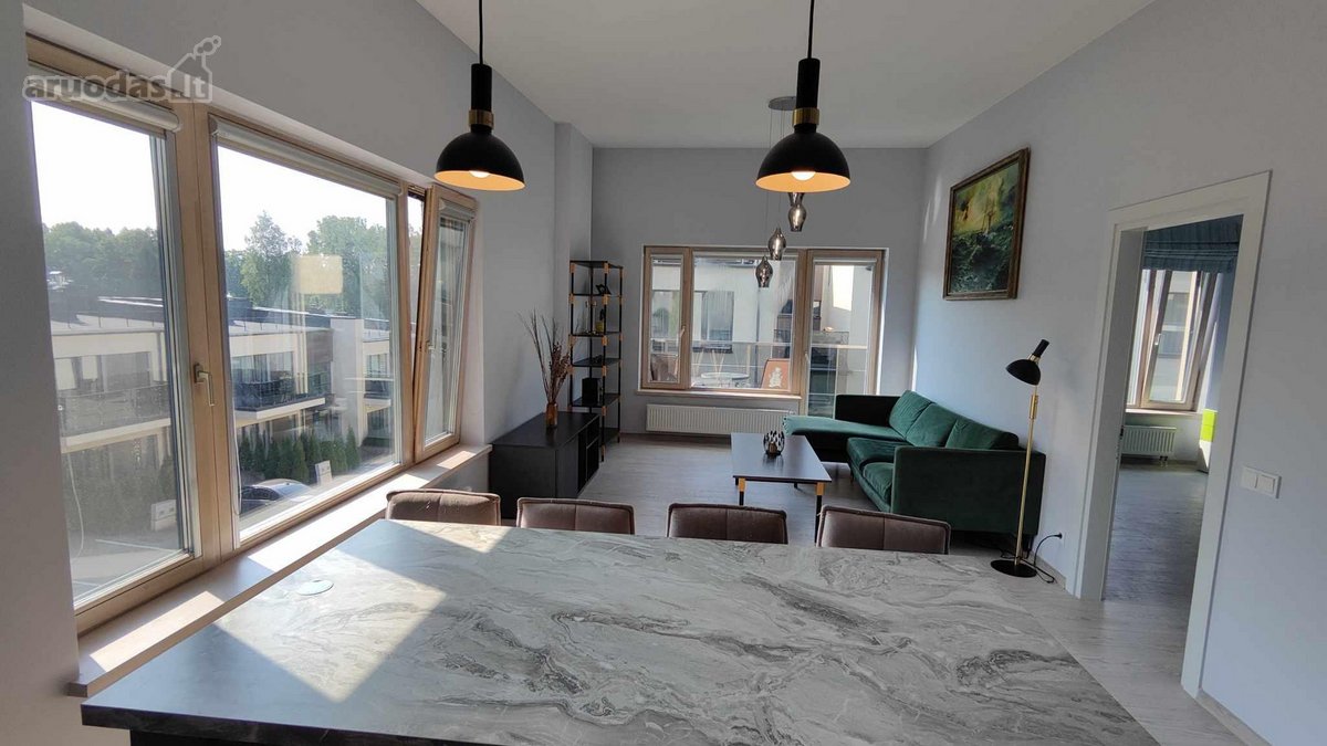 Nuomuojamas įrengtas 75 m², 3 kambarių butas