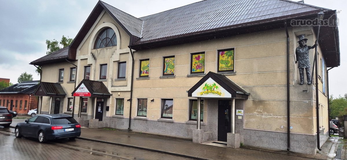 Jonavos senamiestyje esančiame "A grupė"