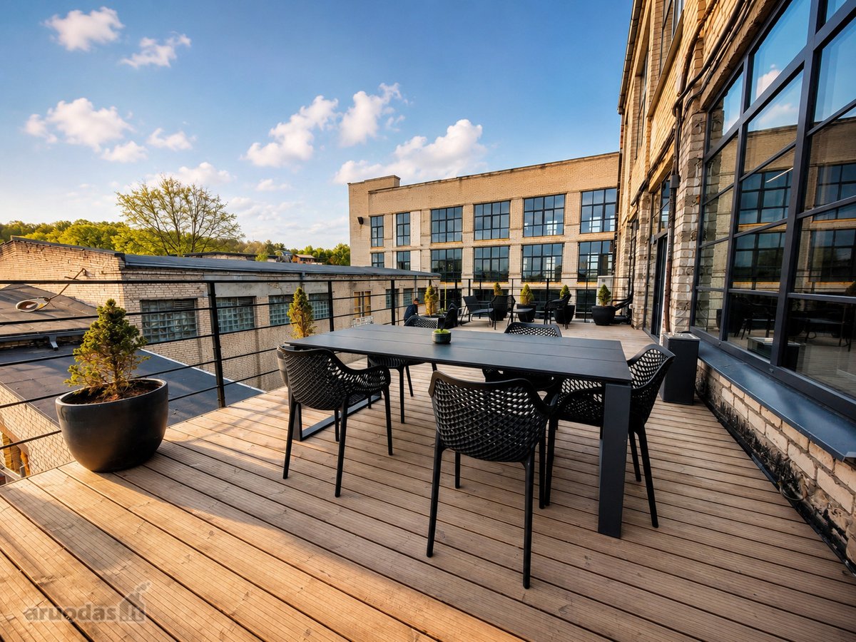 158,18 Kv.m. Patalpos Su Privačia Terasa
