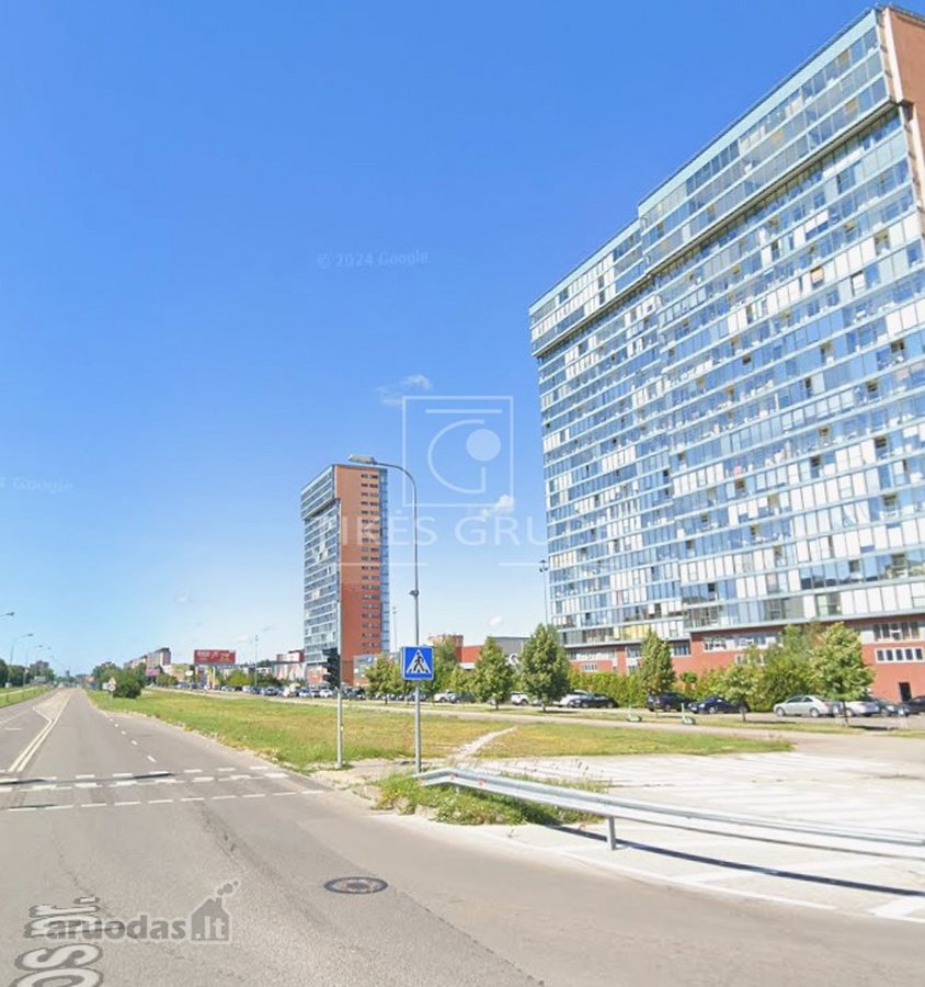 Parduodama vieta požeminiame garaže Taikos pr