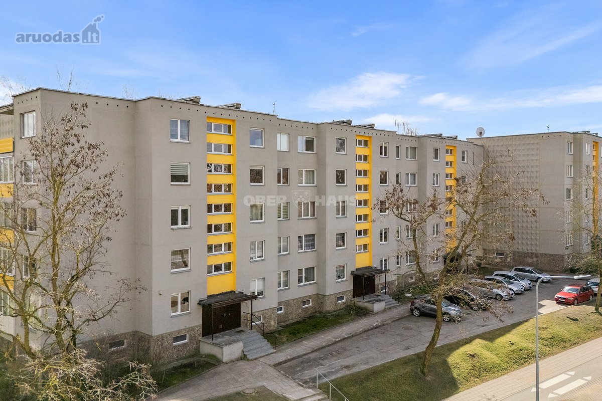 Siūlome įsigyti erdvų 3 kambarių, tvarkingą