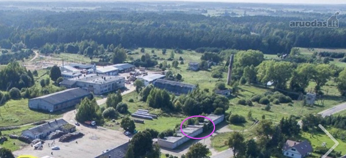 Parduodu du mūrinius garažus vienas šalia