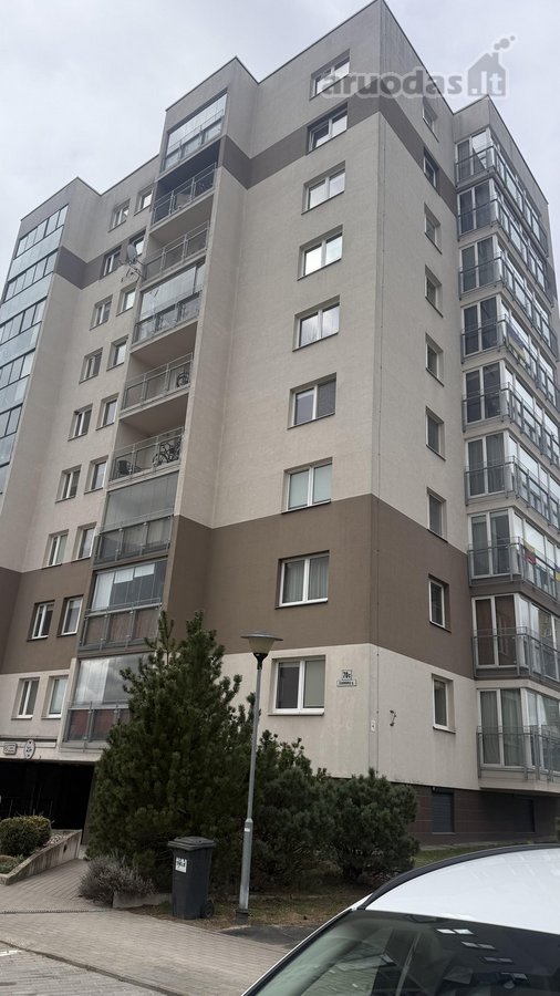 Nuomojama parkavimo vieta daugiaaukščio namo