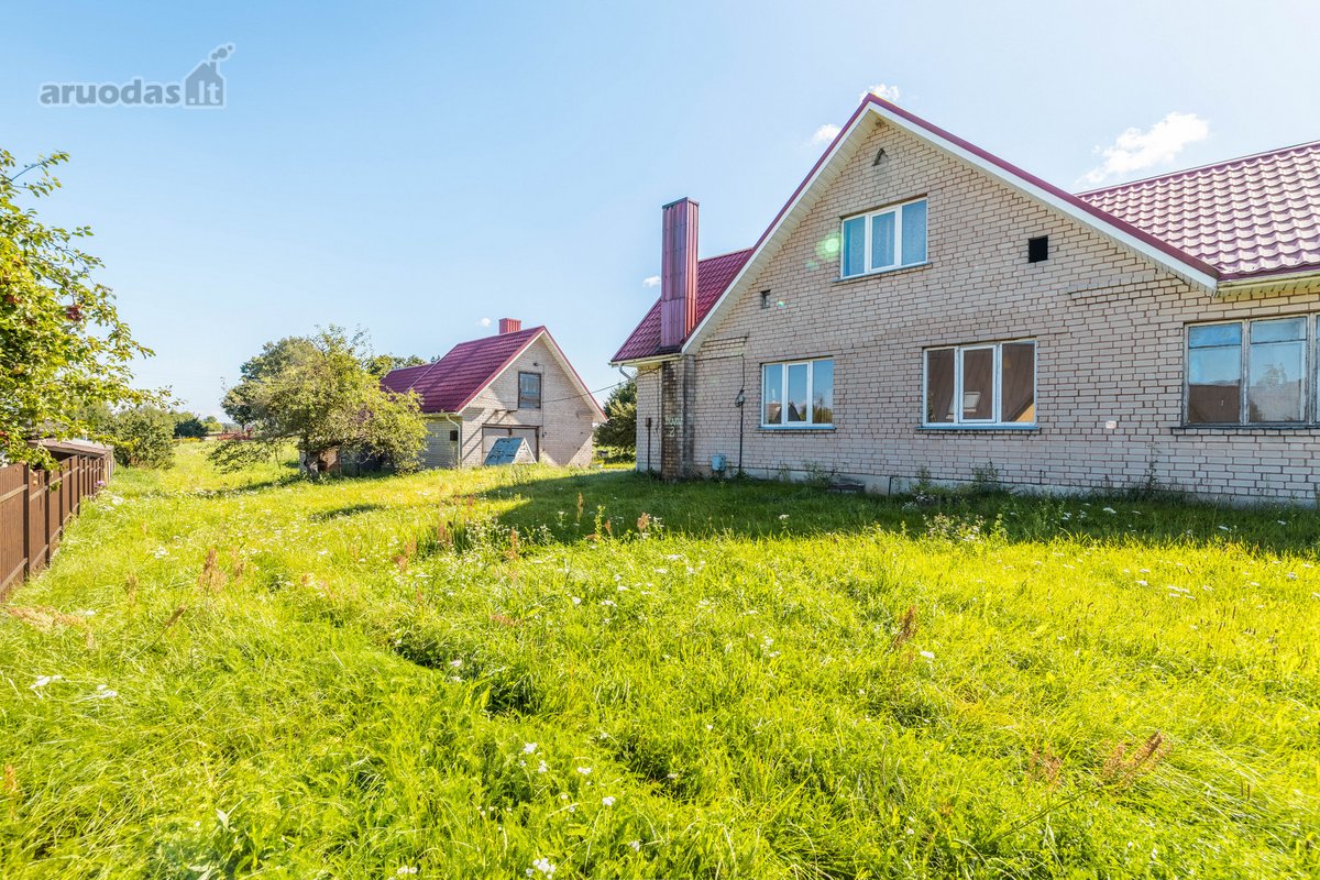 Senuosiuose Trakuose Trakų G. 2 Parduodamas