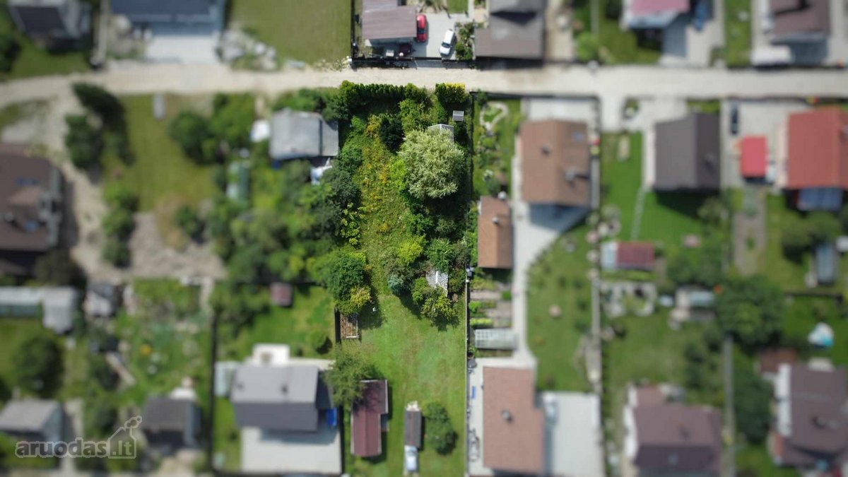 Parduodamas sodo sklypas su statiniais