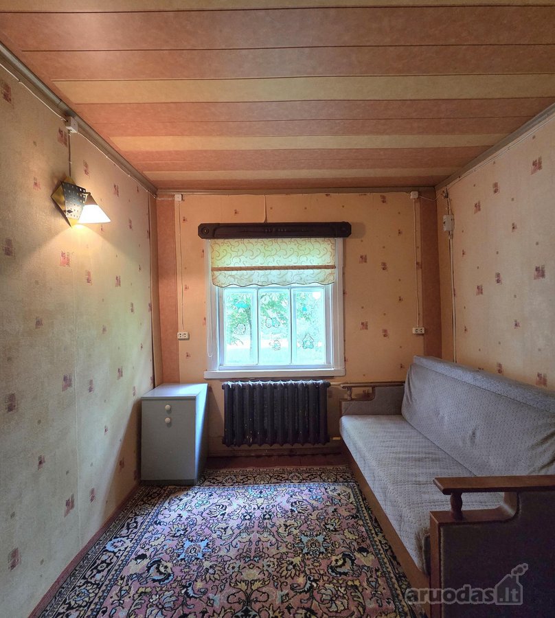 Du dideli kaštonai prie namo tampa tikru šios - nuotraukos Nr. 7