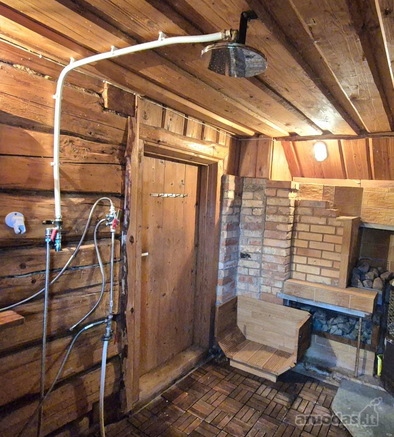 Du dideli kaštonai prie namo tampa tikru šios - nuotraukos Nr. 21