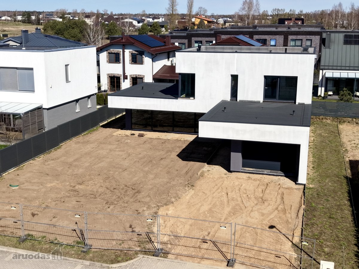 Parduodamas Modernus 207 m² Namas Pilaitėje, - nuotraukos Nr. 9