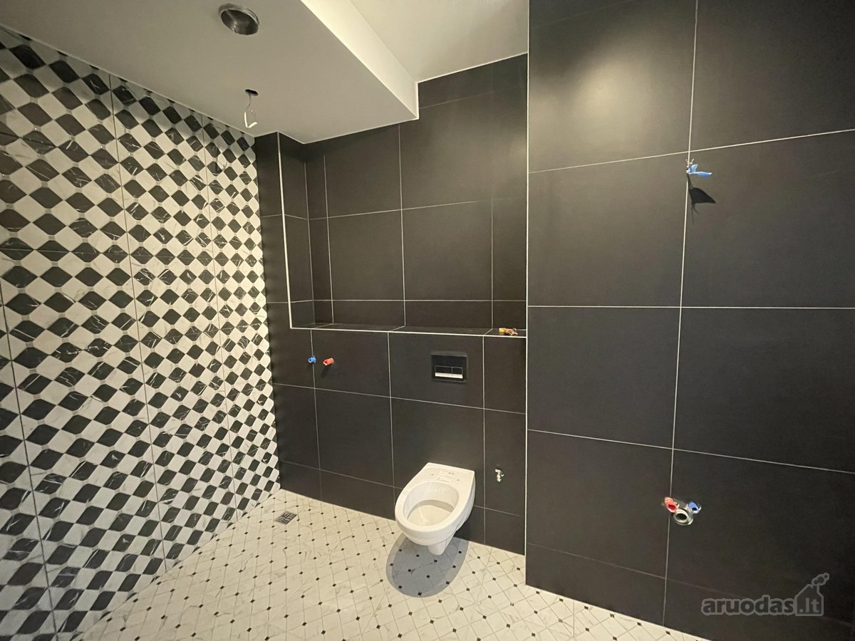 Parduodamas namas 80m2 plius 60m2 Palepes erdve. - nuotraukos Nr. 3