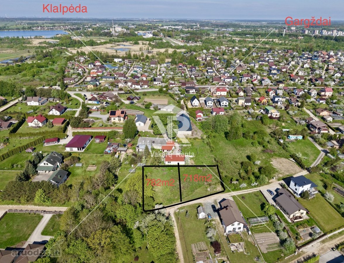 Parduodami du namų valdos sklypai Kulių kaime