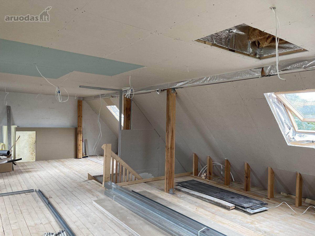 Parduodamas namas 80m2 plius 60m2 Palepes erdve. - nuotraukos Nr. 33