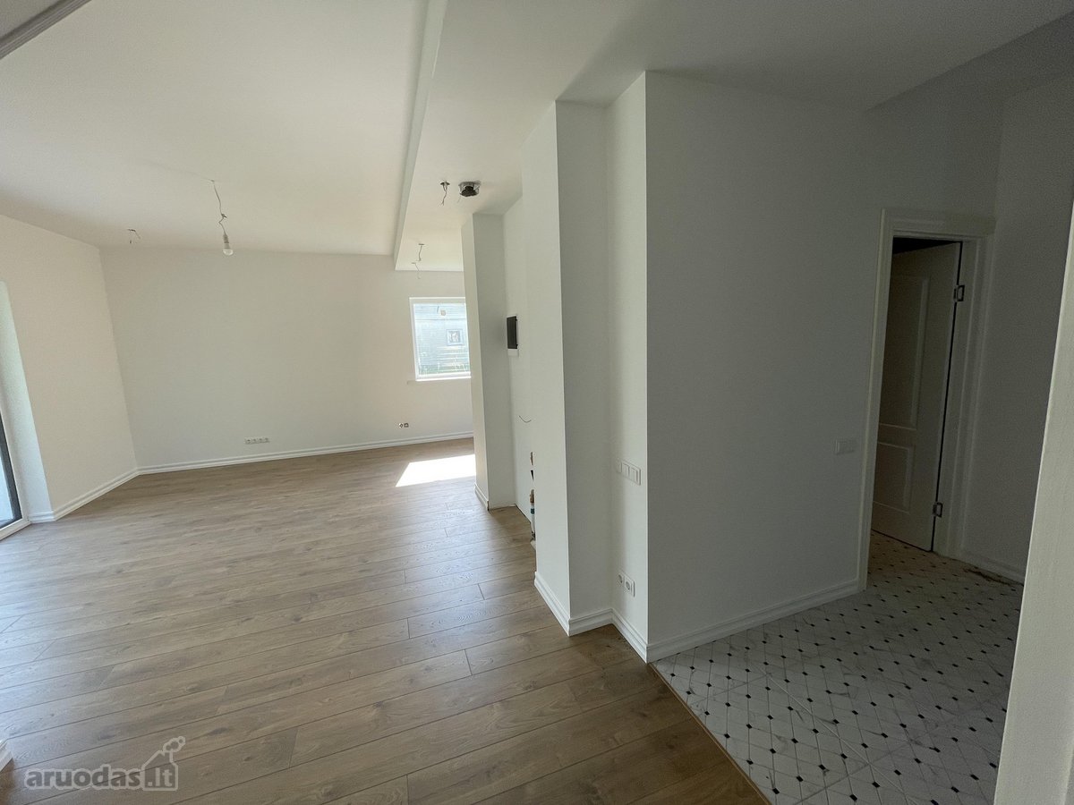 Parduodamas namas 80m2 plius 60m2 Palepes erdve. - nuotraukos Nr. 18